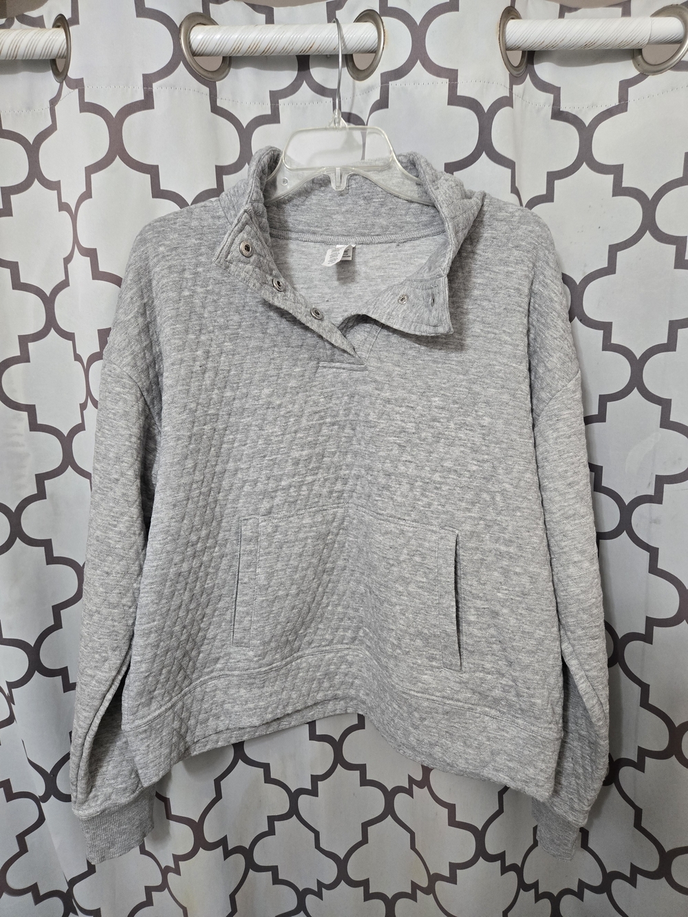 Yogalicious Heather Gray Quilted Snap-Front Turtleneck Pullover